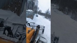 Мы направляемся за пределы Ярославля, чтобы расчистить дорогу и завод.🏭 🚜#JCB #снег