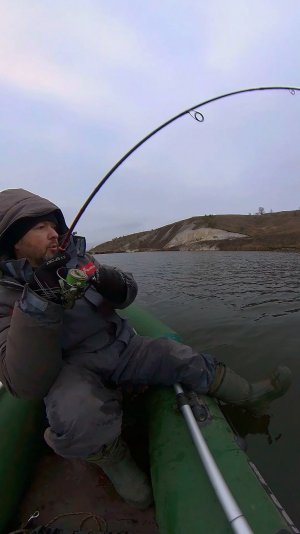 ЩУКА жадно ХВАТАЕТ воблер ПРЯМО В ЗАГЛОТ!😱🔥💪 #Щука #ЛовляЩуки #Рыбалка