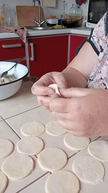 Лепка пельменей 2 часть
