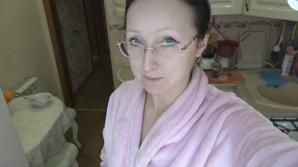 Середина января 2026 года. Елочка, до свидания... Наедаю жирок на зиму))  Усилила снегоочиститель.