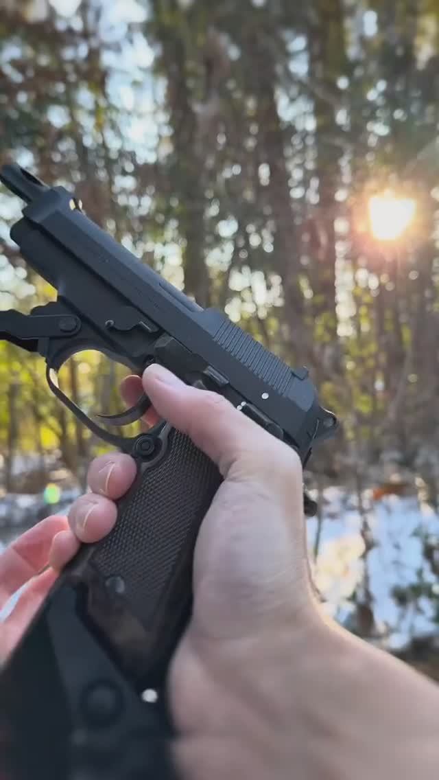 Beretta 93R смотреть онлайн