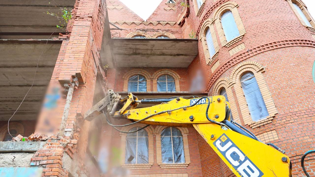 Очередное незаконное строение снесено в деревне Болтино смотреть онлайн