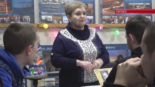 ТК "Родной". В Кировском городском музее почтили память Героя Советского союза Гильфана Батаршина смотреть онлайн