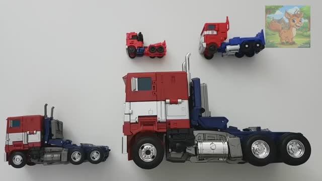 Серия игрушек-роботов про Оптимуса Прайма из фильма Бамблби смотреть онлайн