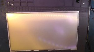 Ремонт матрицы ноутбука. Неравномерная подсветка. Laptop screen repair