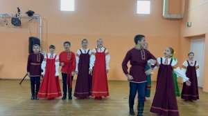 Ансамбль «Семицвет». Песня из экспедиции по Сибири ансамбля «Медуница», «Как по улице Ванюша»