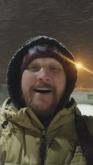 ❄️ Такого снегопада давно не помнят здешние места (Снег кружится) #ЯлюблюГитару #песня #снег
