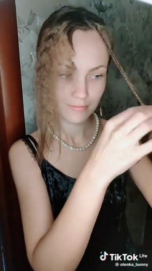 Как у тебя получились такие кудряшки 
Самая красивая девочка всегда