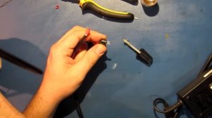 Ремонт штекера адаптера питания ноутбука.