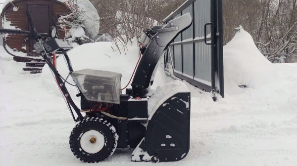 Снегоуборщик Huter SGC 4800В.