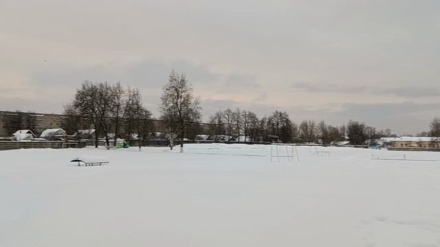 #прогулки по заснеженому парку смотреть онлайн