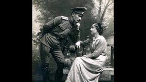 «НА МНЕ ТОГДА БЫЛ НОВЕНЬКИЙ МУНДИРЧИК»... (Фото гр. БЕЛАЯ ГВАРДИЯ) - Поёт Анатолий МОГИЛЕВСКИЙ)