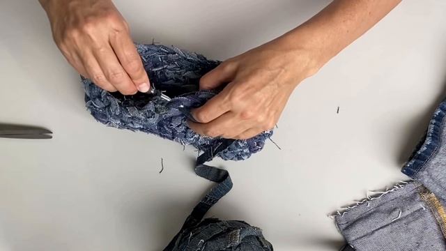 Урок по шитью джинсовой сумки из лоскутков | Обучение, дизайн и экология