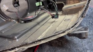 Hyundai Solaris 2 - ремонт фар, замена линз, диодные Expression Drive