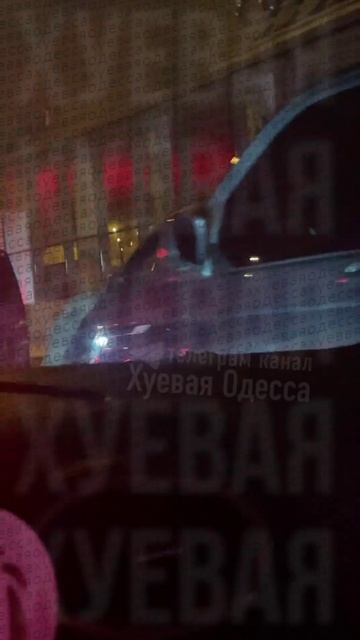 🇺🇦В Одессе вечером сотрудники СБУ задержали сотрудников ТЦК… смотреть онлайн