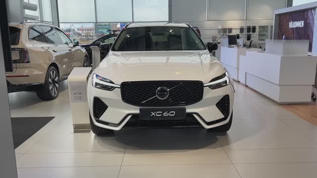 Volvo XC60 2026 года смотреть онлайн