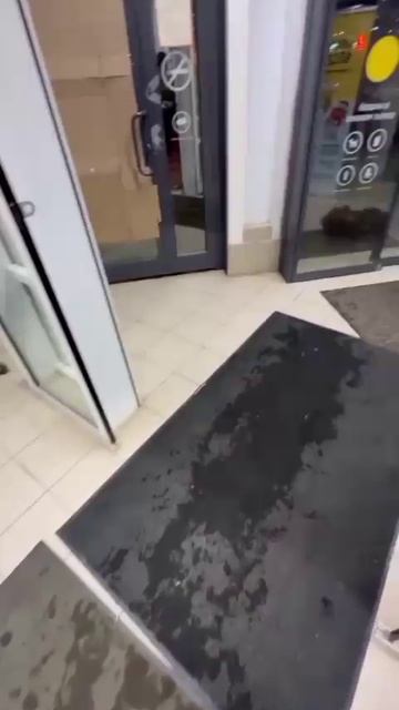 На посту?.. А служба идет. Похоже, как у людей? смотреть онлайн