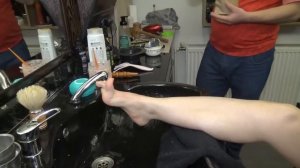 MY IMPRESSIVE TOUCHES TICKLED LADY TUGBA   CRACKS   FOOT WASH   armpit,foot,belly,palm,chest Massage