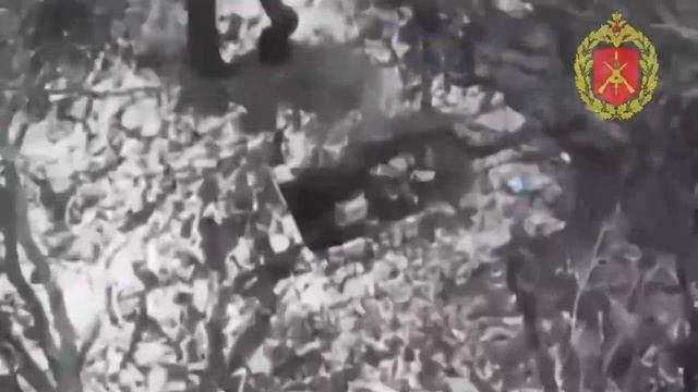 Вскрываем вражеские "гнезда с птичками"
🗺️В районе Никифоровки артиллеристы 85-й бригады…🔽🔽🔽 смотреть онлайн