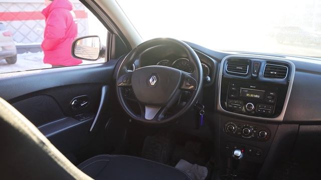 Renault Logan смотреть онлайн