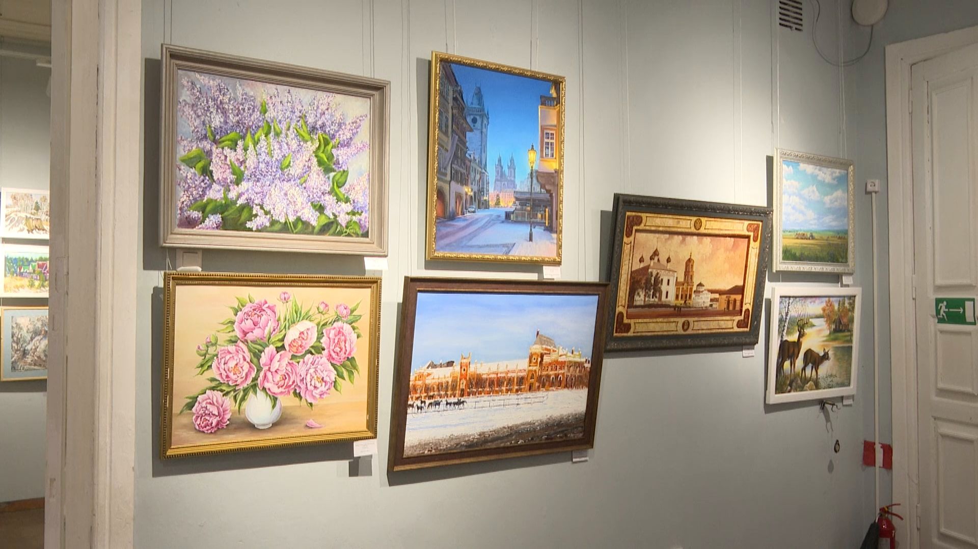 Буйство красок: в Рязани открылась выставка художников-любителей смотреть онлайн