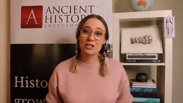 The History of Valentines Day From the Lupercalia to Cupid смотреть онлайн