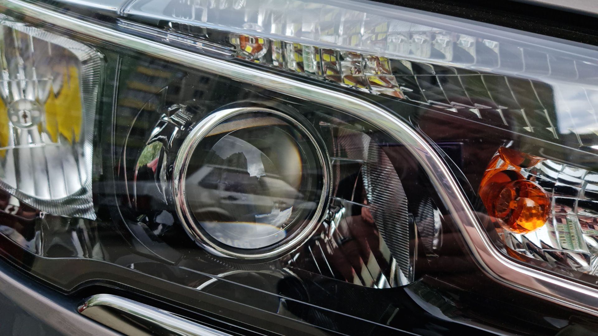 Свето-теневая граница (СТГ) VISION ADVANCE SERIES LADA VESTA