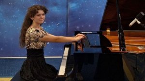 Калёнова Ангелина. Бетховен, соната №8 до минор, Патетическая, 1 часть.