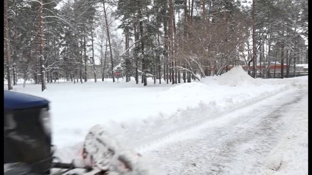 В Заречном управляющие компании отчитываются об уборке снега во дворах смотреть онлайн