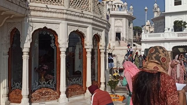 Молитвы в Золотом храме! смотреть онлайн