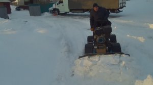 "И снова в бой, покой мне только снится..." Снегоборьба