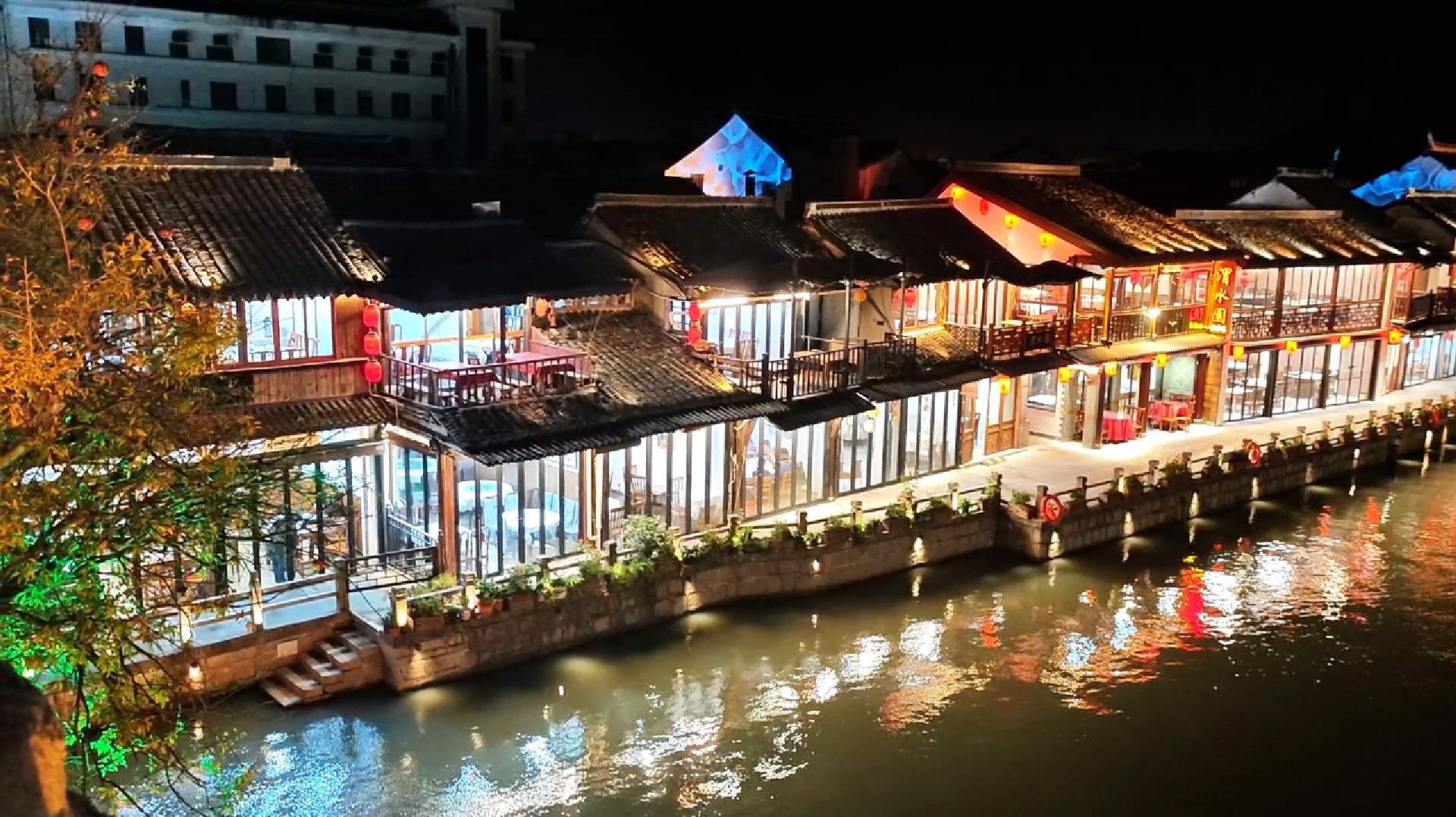 Шанхайская Венеция: Чжуцзяцзяо — чистые каналы, чайная церемония и ночная магия