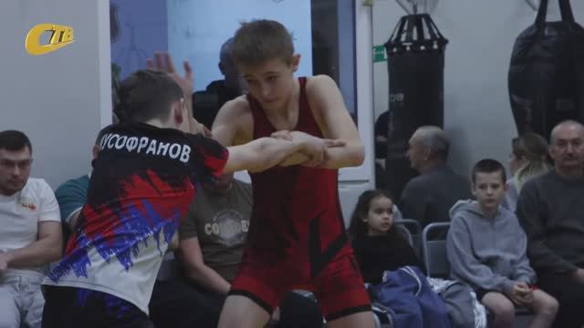 НОВОГОДНИЙ ТУРНИР ПО ВОЛЬНОЙ БОРЬБЕ ПРОШЕЛ НА БАЗЕ ВСК "БУ-ДО" смотреть онлайн