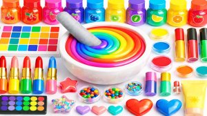 Мультики для детей. Яркий Слайм для девочек из яркой косметики. Смотреть онлайн мультики малышам