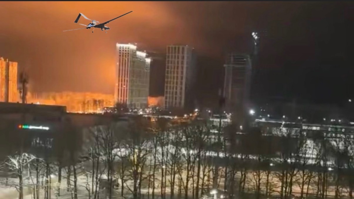 Появились кадры атаки БПЛА на Рязань. Атакован жилой дом. 16.01.2026 смотреть онлайн