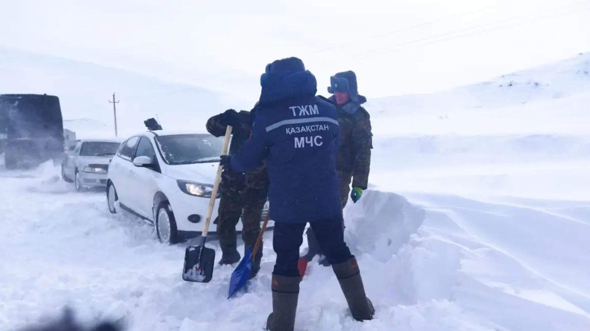 Снег с дождем в Бишкеке. Крепкий мороз и метели в Астане. Погода в СНГ смотреть онлайн