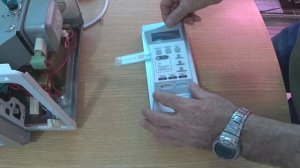 Как заменить сенсорную панель управления на микроволновке ?