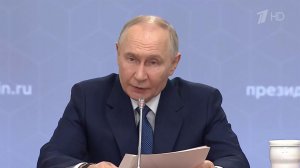 Президент поручил подготовить план по внедрению беспилотных технологий в ключевых секторах экономики