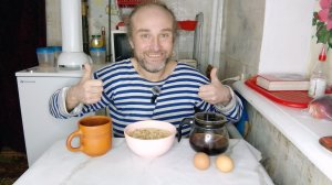 ужин с Рыжулей. скоро Крещение Господне. мукбанг. обжор. еда на камеру. диета. шизофрения.