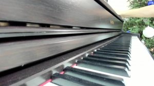 Играю на пианино