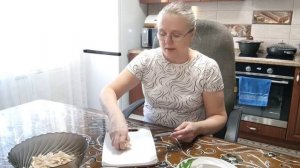 Готовлю обед. Вкусный салатик! Как я отношусь к взаимным подпискам.