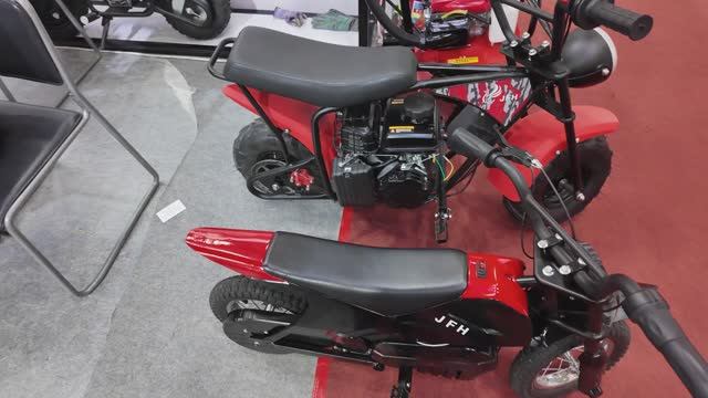 КИТАЙСКИЙ МОТОЦИКЛ ИЗ БЕНЗОПИЛЫ смотреть онлайн