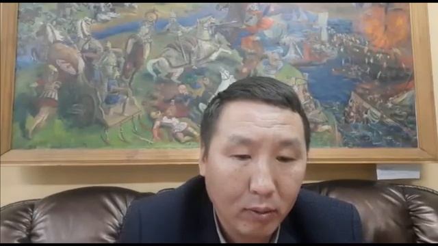 Владимир Таппыров Э Алексеев Хадаайы музейыгар тутуулара