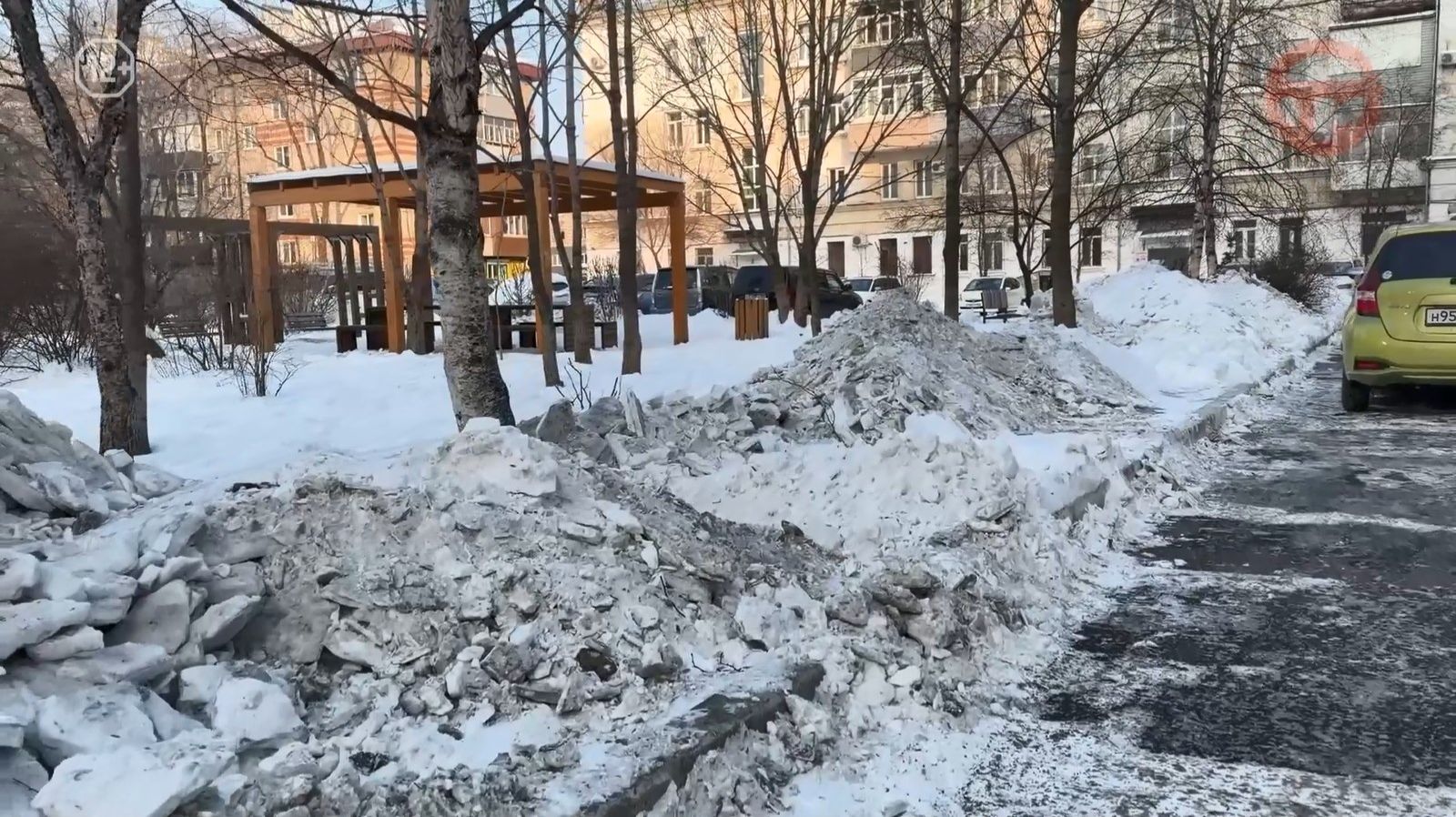 ❄️ Во дворах Уссурийска продолжают ликвидировать последствия снегопада смотреть онлайн