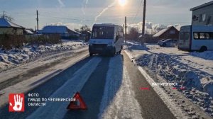 Словно из фильма Пункт назначения. 28-летнего водителя зажало в кабине и завалило брёвнами.