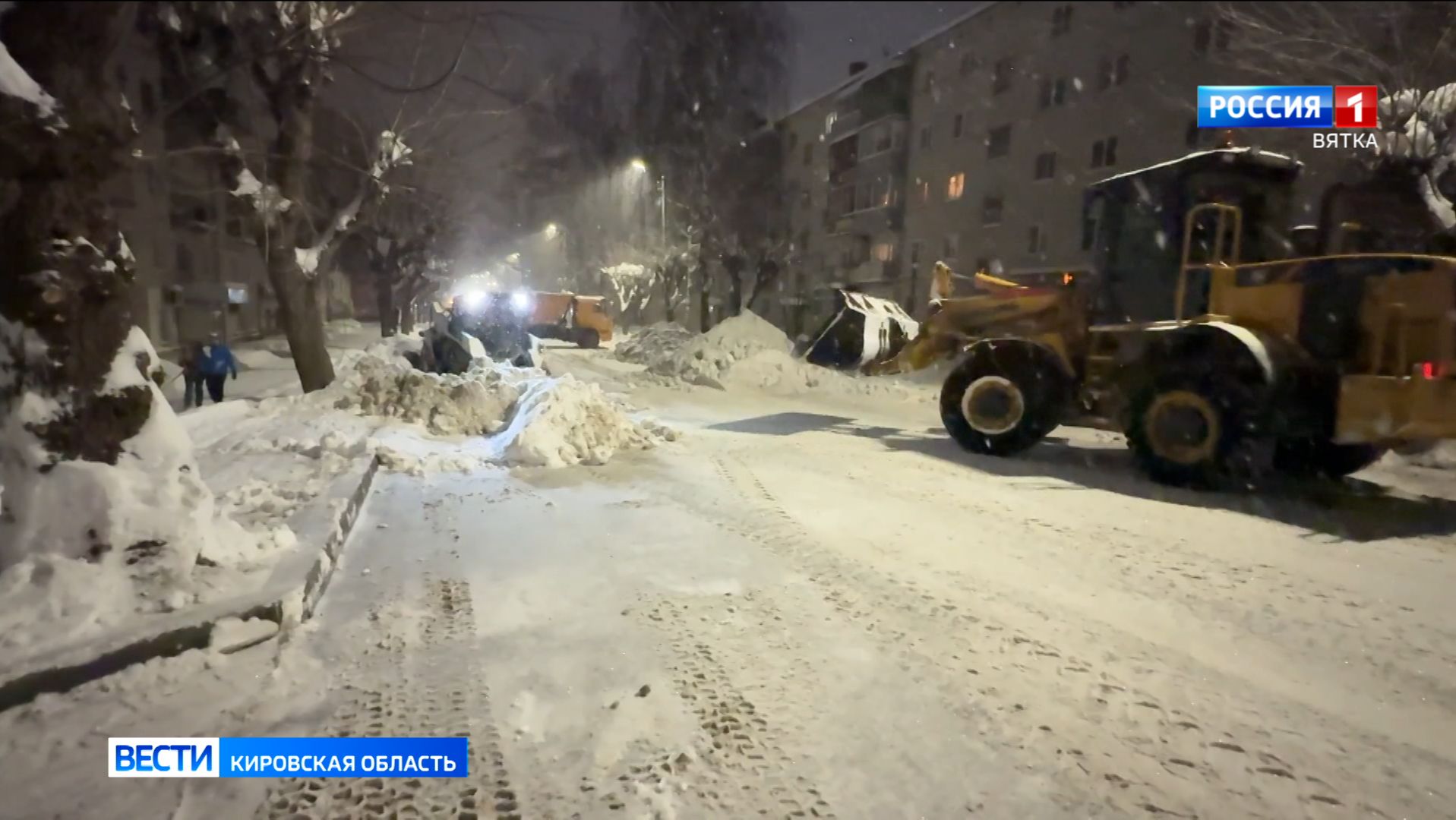 Из Кирова вывезли рекордный объем снега — почти 20 тысяч кубометров смотреть онлайн