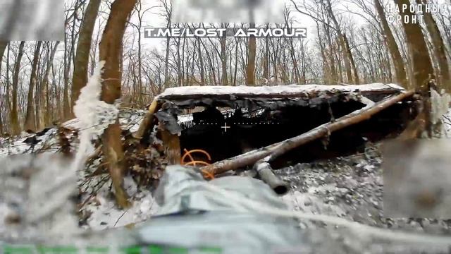 Мастер-класс по "разбору" укрытия и уничтожению танка Т-64БВ обр. 2022 ВСУ в Харьковской области… смотреть онлайн