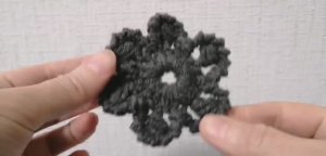 Маленький цветочек-ирландское кружево крючком