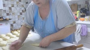 ПИРОЖКИ _ ЖАРЕНЫЕ. БЕЛЯШИ _ в ФОРМЕ ЧЕБУРЕКА.