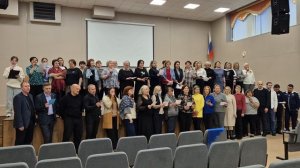 Учителя Гимназии №6  исполняют песню гимназистов. 16.01.2026г.